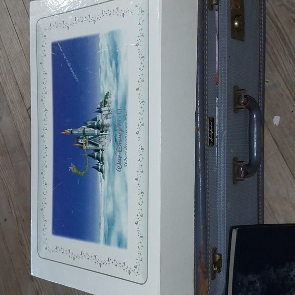 Disney world plate - Picture 9 of 9